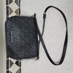 MICHAEL KORS MONOGRAM DOME CROSSBODY